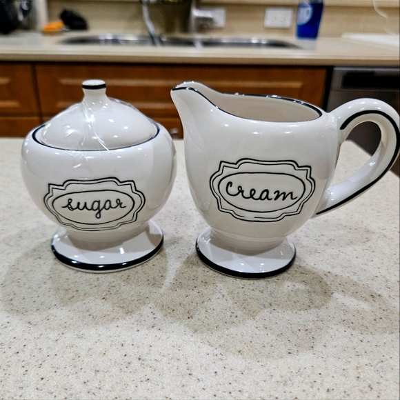 RAE DUNN, Creamer & Sugar Bowl, Artisan Kitchenware, Fathers Day Gift - Picture 1 of 3